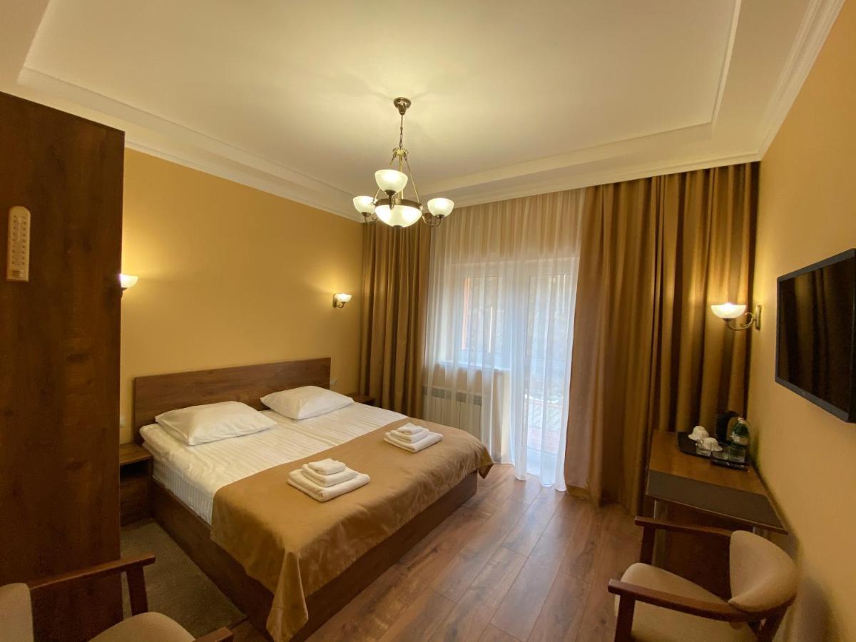 Сонячна Соната Hotell Poljana Exteriör bild